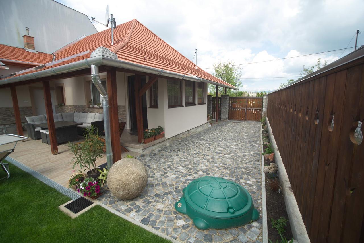 Holiday Home Podium Eger Eksteriør bilde